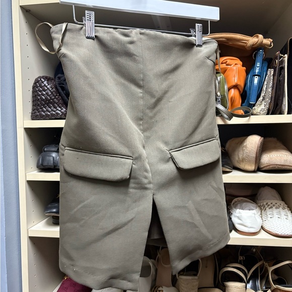 DISSH Olive Strapless Top - Picture 2 of 3